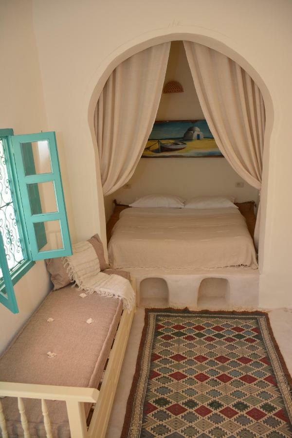 Dar Lily Bed & Breakfast Erriadh Ngoại thất bức ảnh